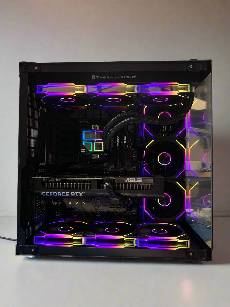 Uniway Vision Gaming PC - AMD Ryzen 7 7700X - RTX 5070 - 32GB DDR5 - Wi-Fi